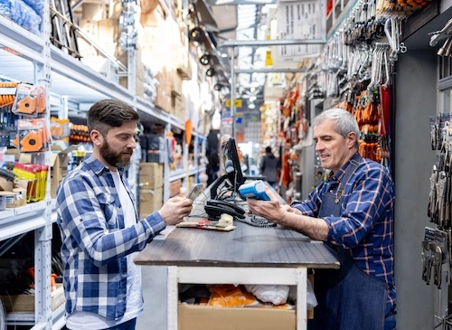 Customer using tap to pay