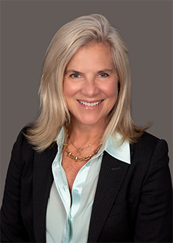 Headshot of Katherine Burns