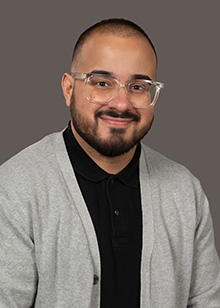 Headshot of Edward Ribeiro