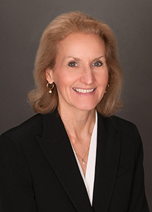 Headshot of Kristin Carvalho